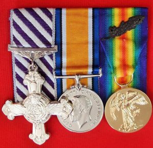 REPLICA WW1 DISTINGUISHED FLYING CROSS & PAIR MEDALS MOUNTED