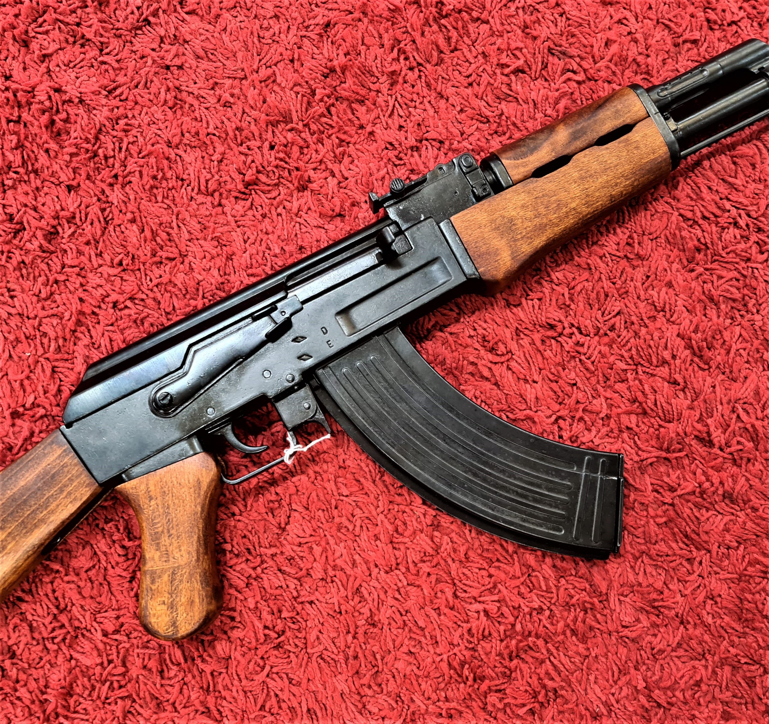 REPLICA AK-47 RIFLE BY DENIX SEMI AUTOMATIC RIFLE