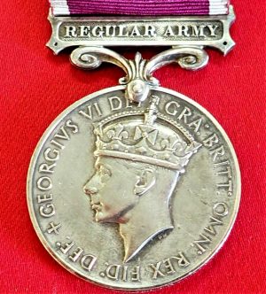 +WW2 BRITISH REGULAR ARMY LONG SERVICE & GOOD CONDUCT MEDAL AWARD HAMLIN 1949-52