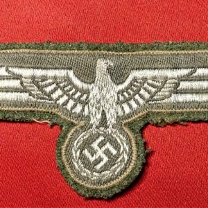 WW2 GERMAN ARMY NCO'S OFFICER'S UNIFORM TUNIC BREAST EAGLE & SWASTIKA
