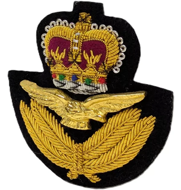 1950's - CURRENT ROYAL AUSTRALIAN & BRITISH AIR FORCE OFFICER'S UNIFORM CAP BADGE RAAF RAF - Image 2