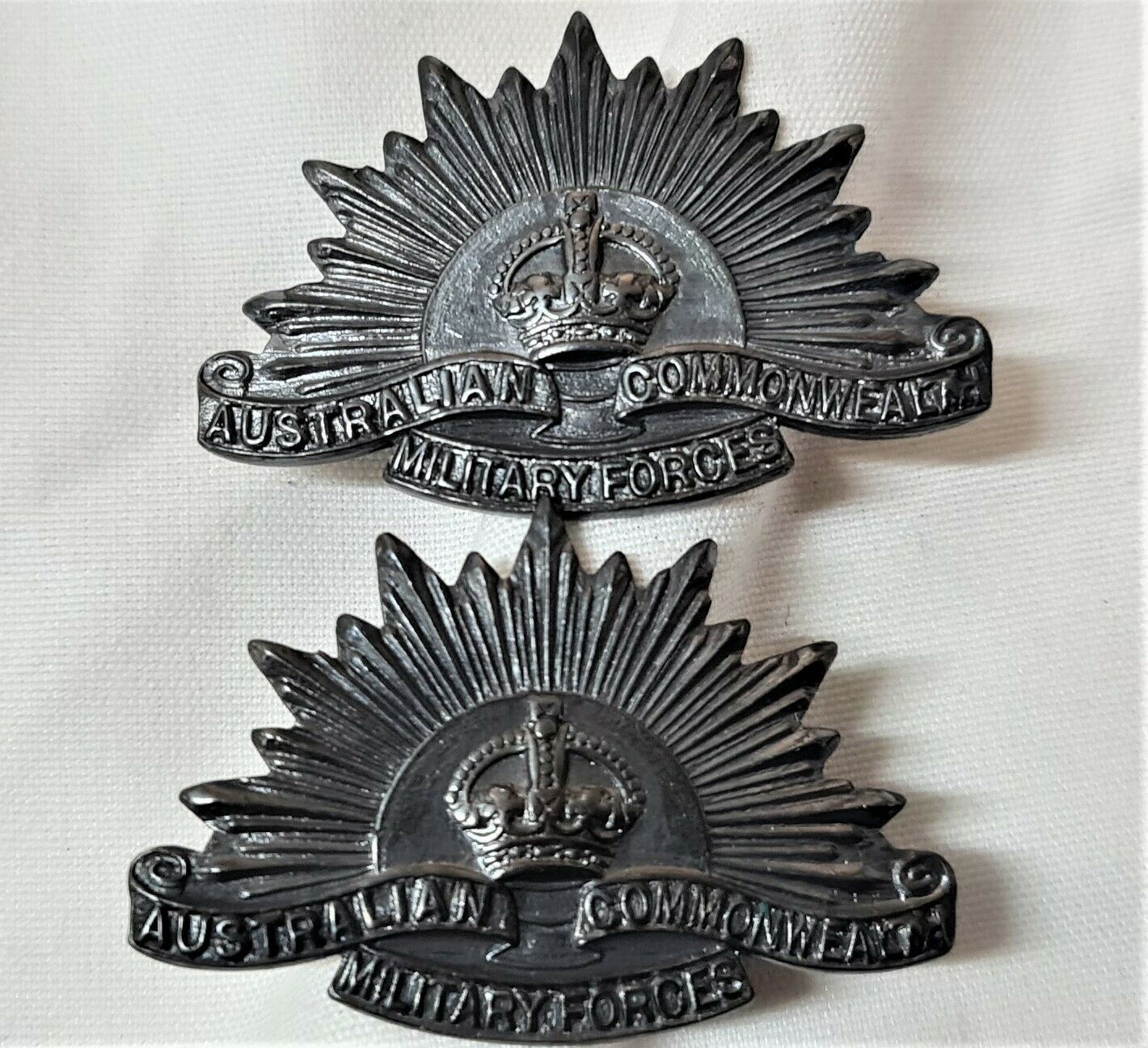 WA SHERIDANS* AUSTRALIAN ANZAC WW2 RISING SUN UNIFORM COLLAR BADGES