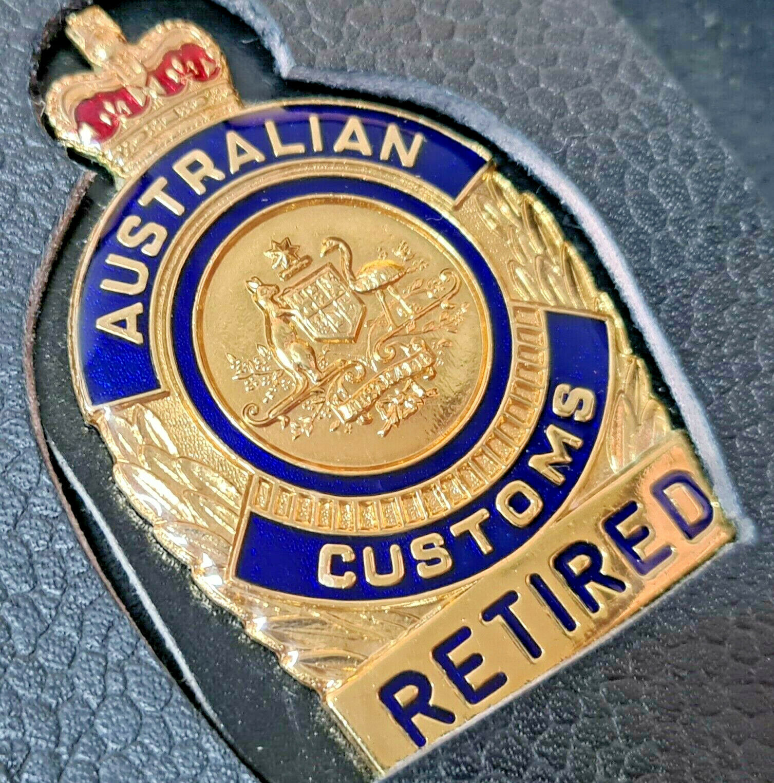 OBSOLETE AUSTRALIAN CUSTOMS RETIRED UNIFORM POCKET ID BADGE WALLET JB