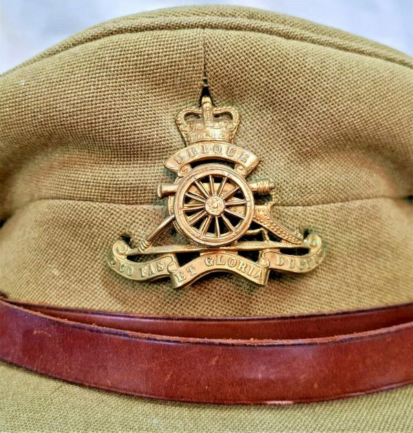 1950'S ERA BRITISH ARMY UNIFORM PEAKED CAP ROYAL ARTILLERY OFFICER POST WW2
