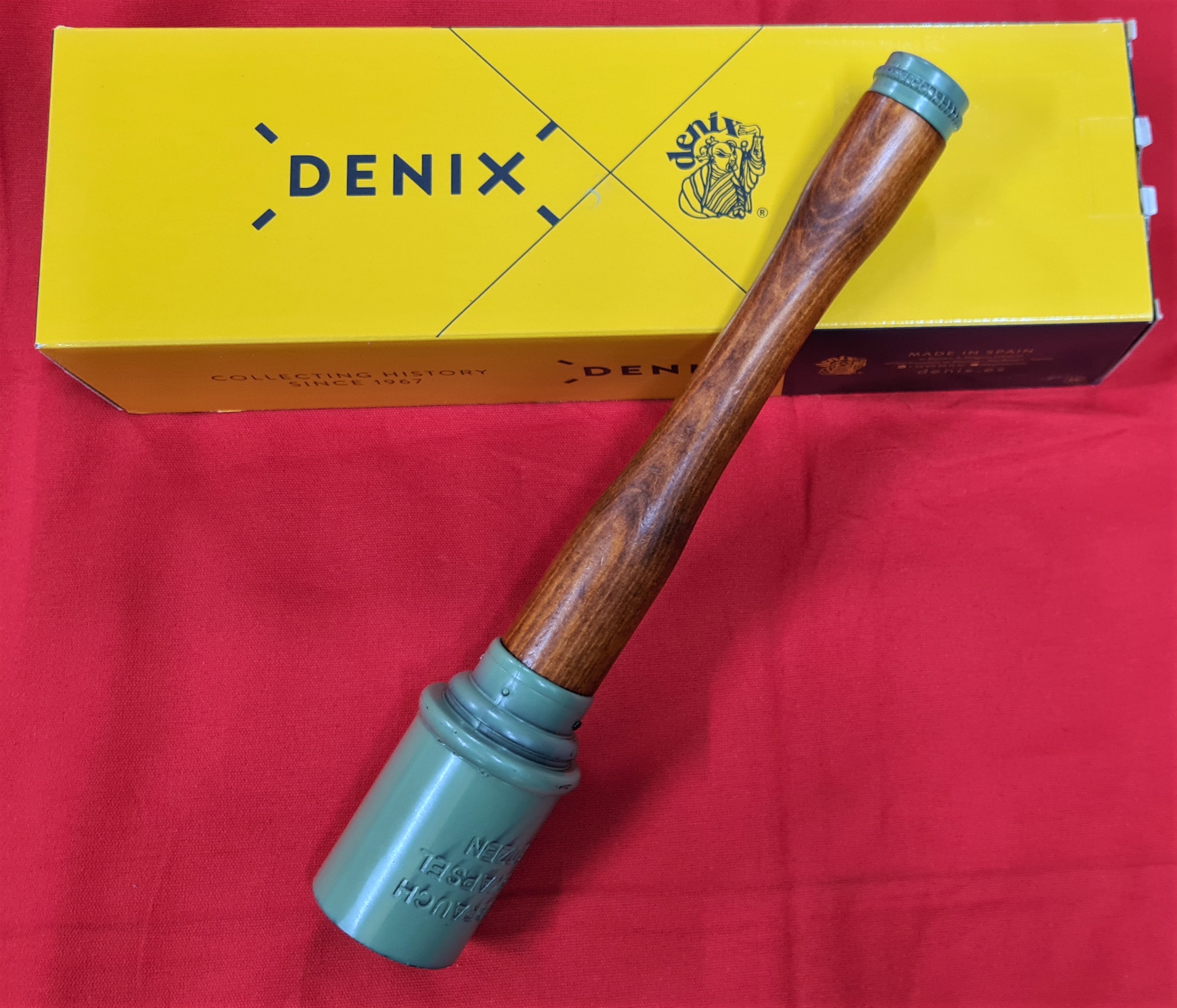 REPLICA WW1 WW2 GERMAN STICK GRENADE POTATO MASHER BY DENIX JB