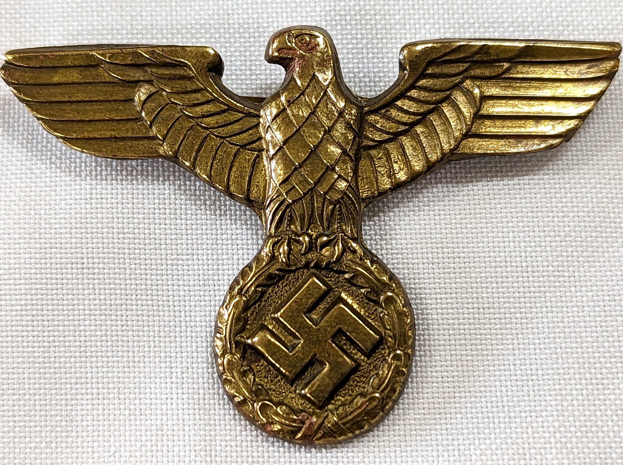 nazi german eagle medal