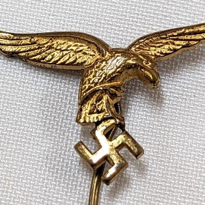 WW2 GERMAN LUFTWAFFE EAGLE KNURLED STICK PIN BADGE
