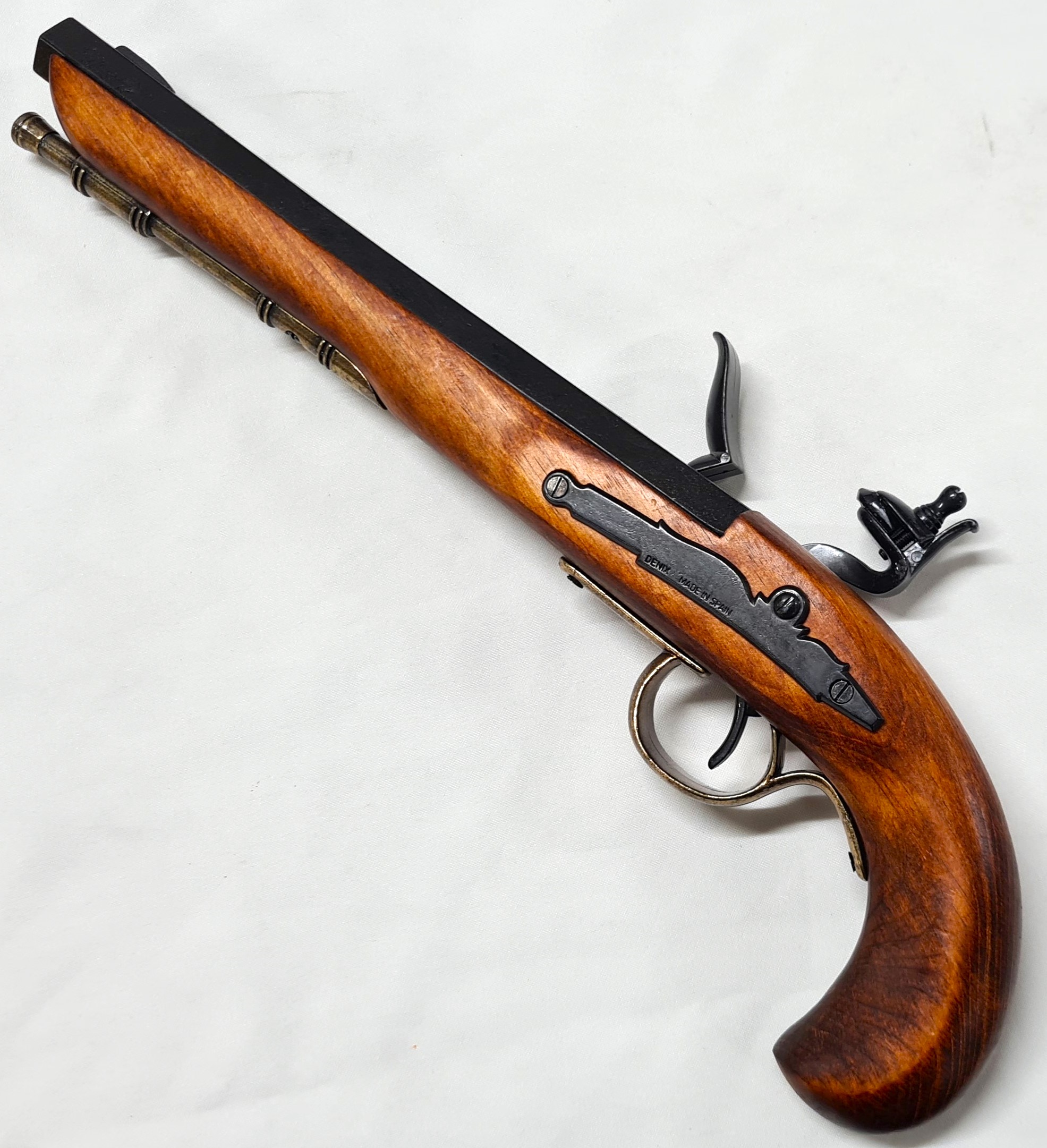 DENIX KENTUCKY BLACKPOWDER FLINTLOCK PISTOL, 1750s REPLICA WAR OF INDEPENDENCE | JB Military Antiques DENIX KENTUCKY BLACKPOWDER FLINTLOCK PISTOL, 1750s REPLICA WAR OF INDEPENDENCE | JB Military Antiques