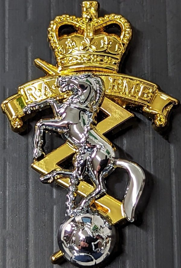 Australian Army RAEME Electrical & Mechanical Engineers badge uniform full size JB Military